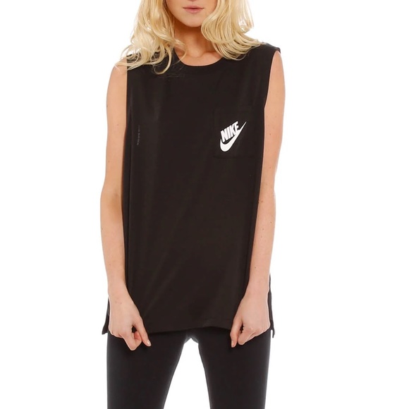 Women’s Black Nike Sportswear Loose Boyfriend Style Black Sleeveless Pocket Tank - Picture 14 of 16